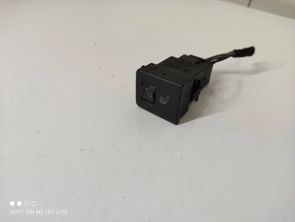 Seat heating switch 7H5963584