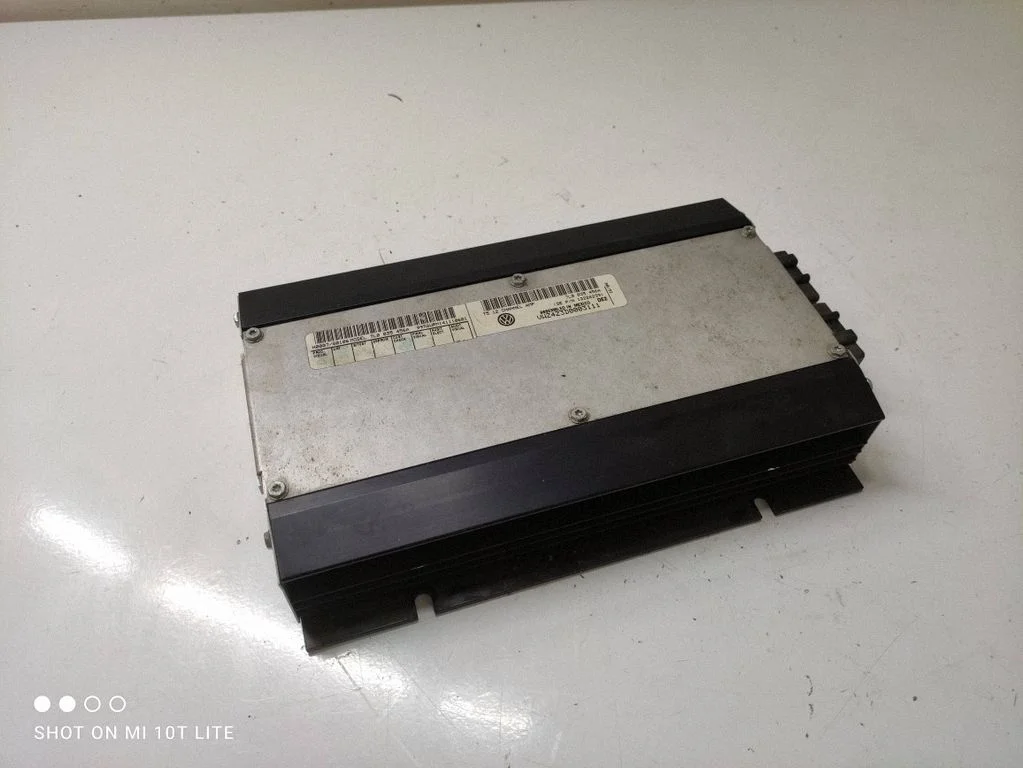 Sound amplifier 7L0035456A