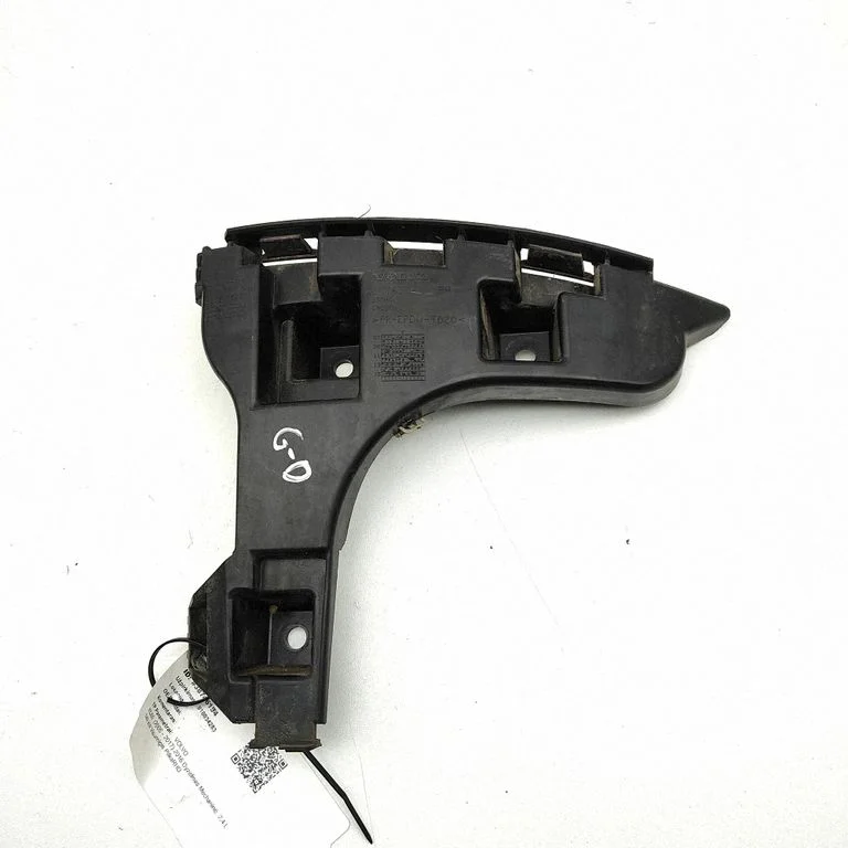 Rear bumper mounting bracket 30763440
