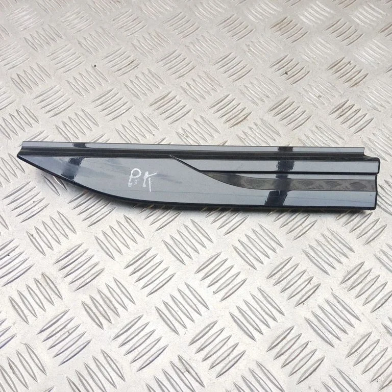 Front sill trim cover J8A2280B11AE