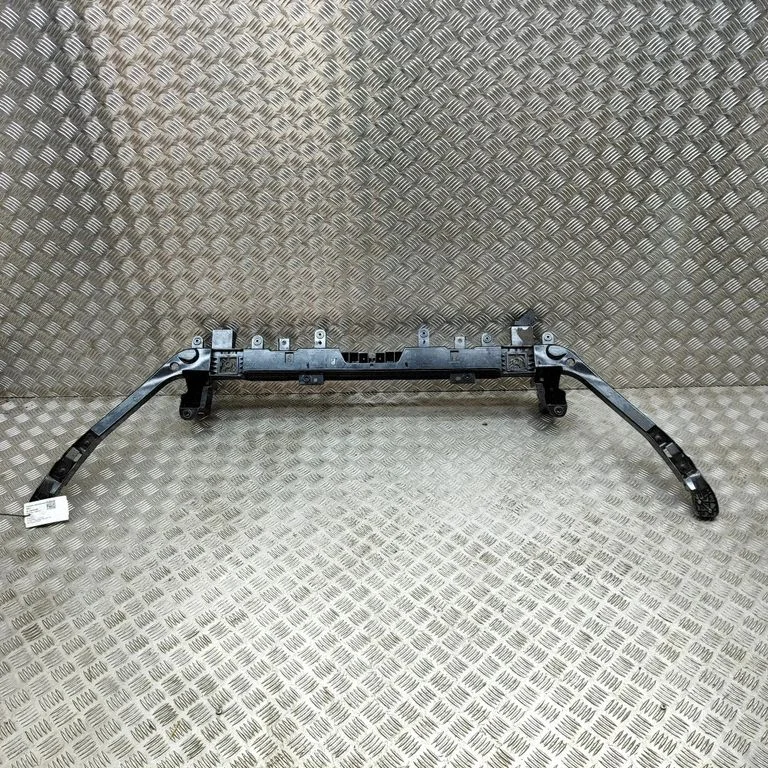 Radiatoru paneļa augšējā daļa 80007970