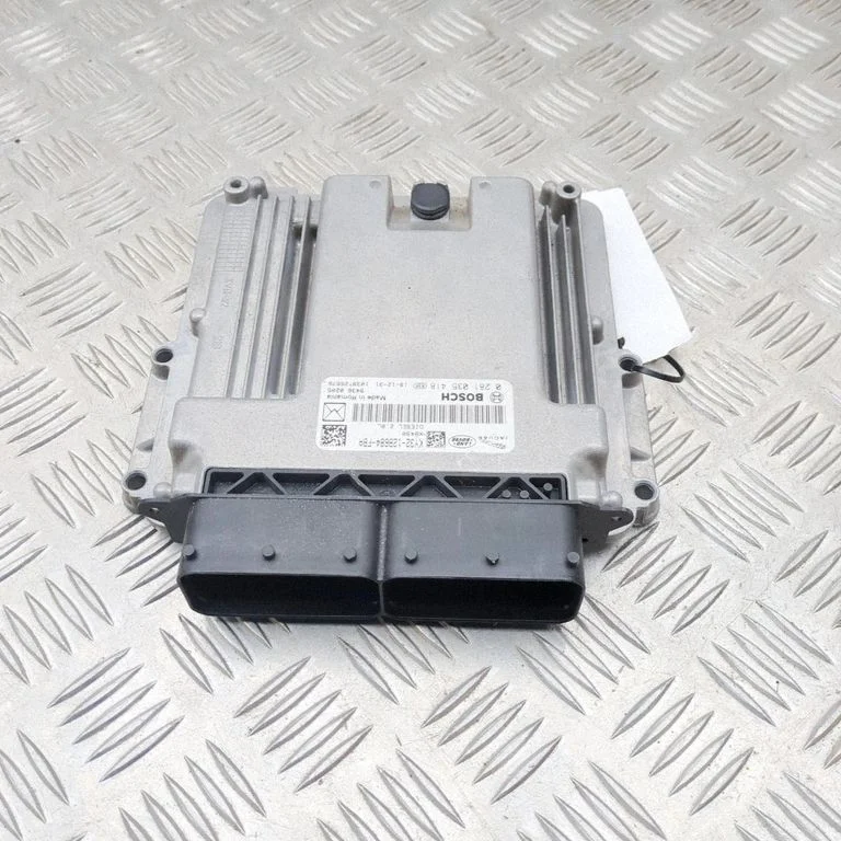 Engine control unit/module KY3212B684FBA