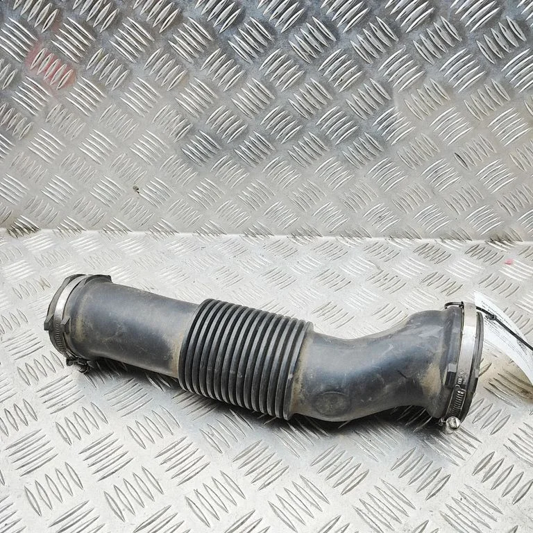 Air intake hose/pipe GX739C623CA