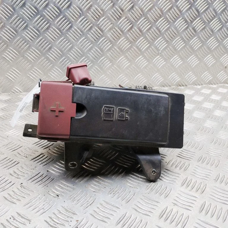 Fuse module GX7314A076AA