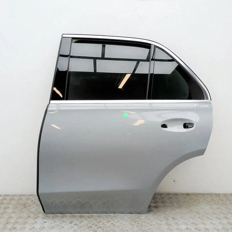Rear door A0009060808