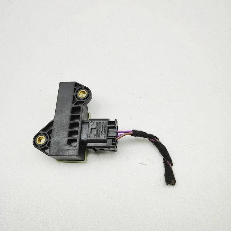 Piduripedaali andur 7P0927810
