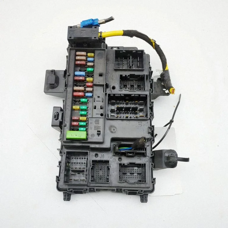 Drošinātāju bloks KK3T15604FAE