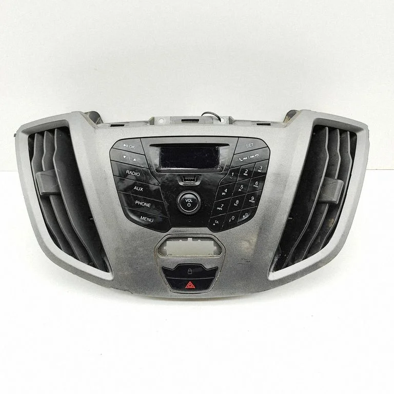 Radio/CD/DVD atskaņotājs/navigācija BK31V018B08