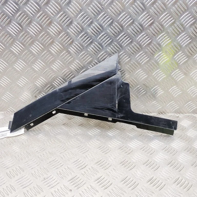 Tagaukse klaasi liist J8A2254A43A