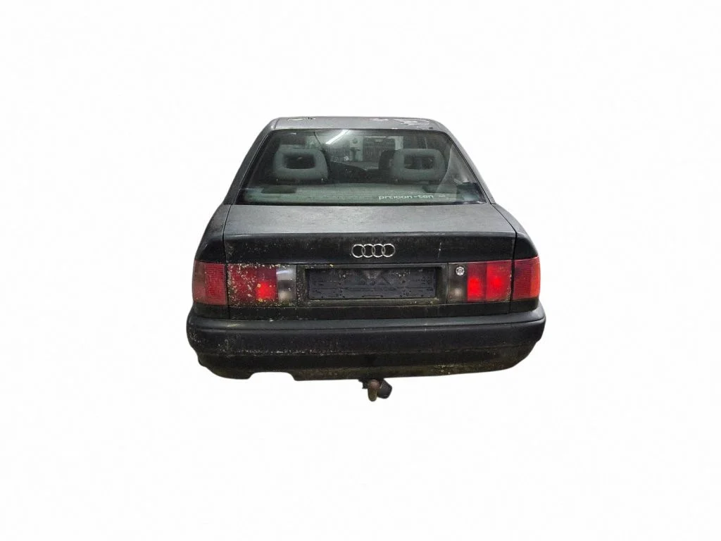 Audi 100