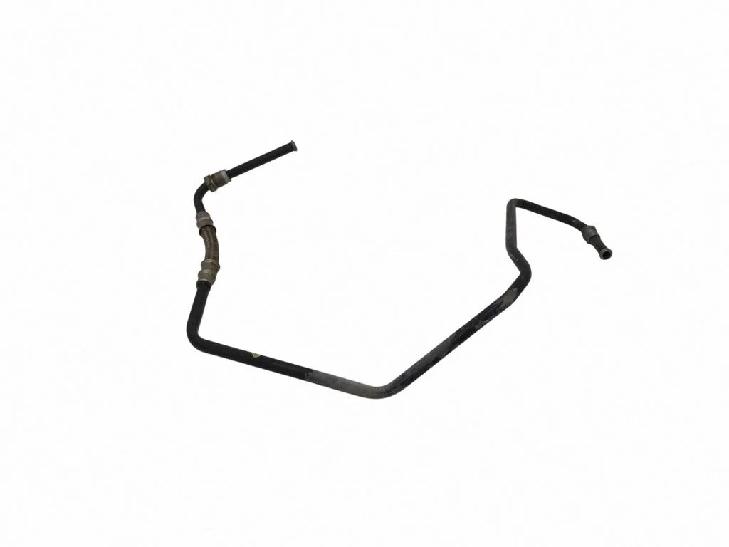 Brake booster pipe/hose – front