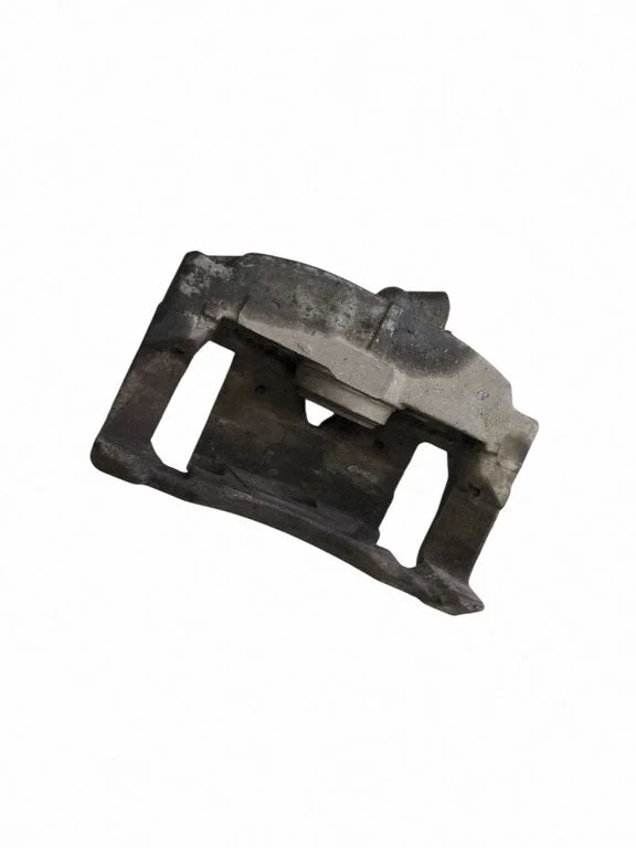 Front brake caliper – front right