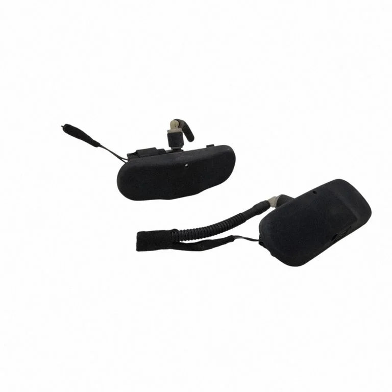 Windshield washer spray nozzle – front