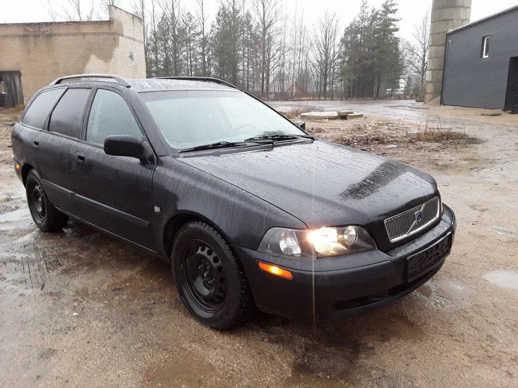 Volvo S40, V40