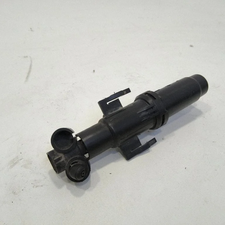 Headlight washer spray nozzle 737766701