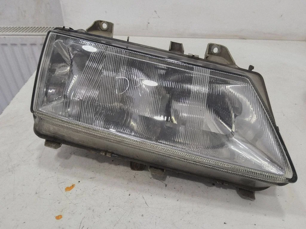 Headlight/headlamp 60979760