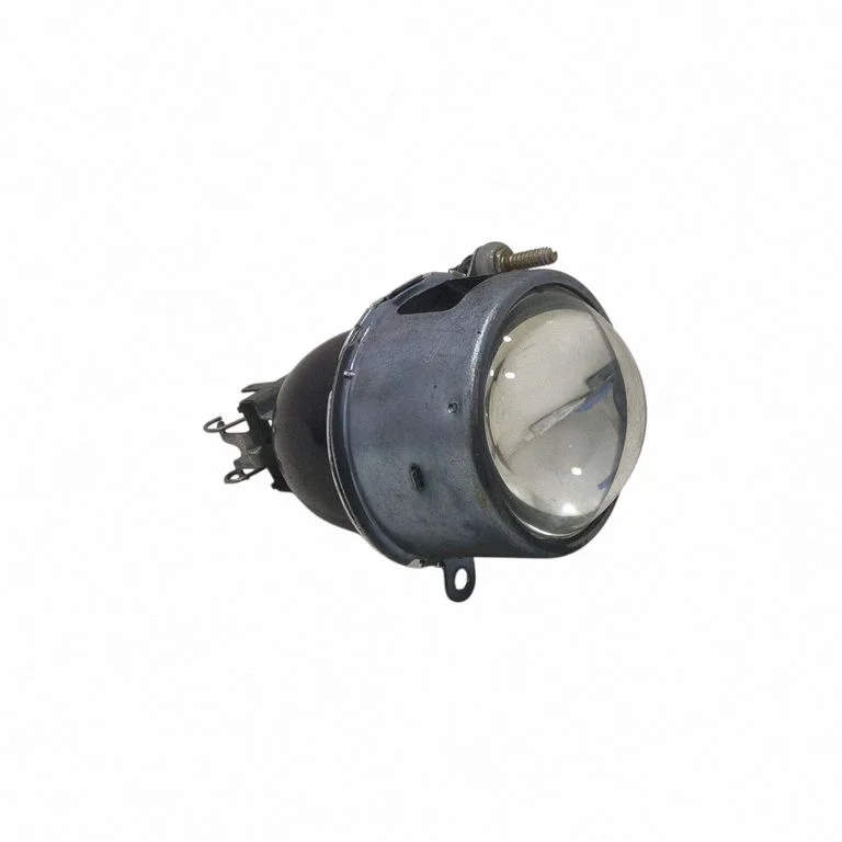 Headlight part – Volkswagen Golf IV (1998-2005)