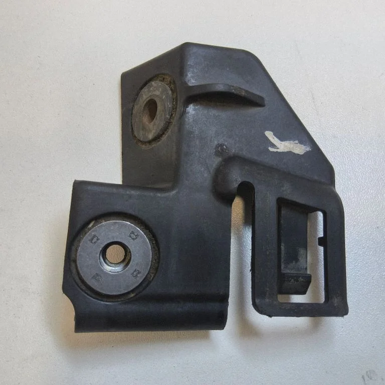 Headlight/headlamp mounting bracket 3AA805299