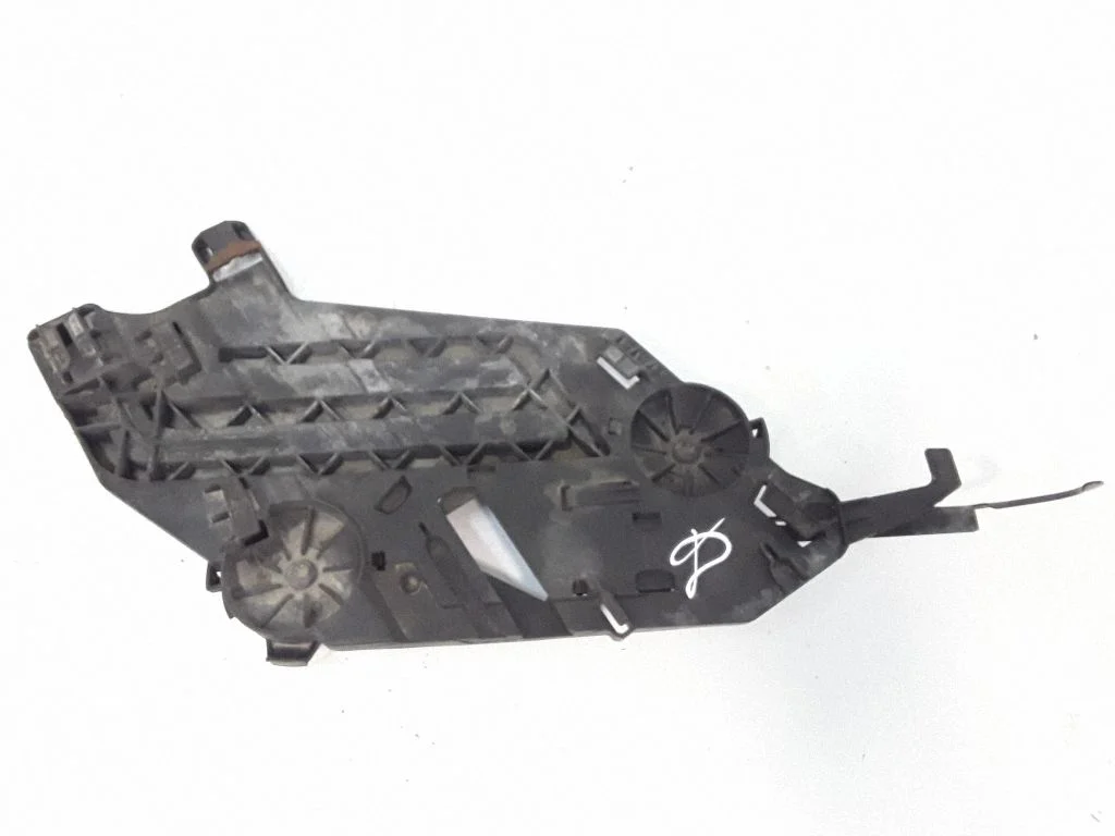 Headlight/headlamp mounting bracket – right