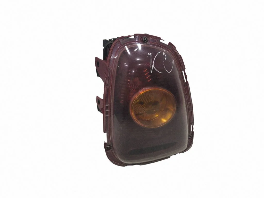 Lampa tylna w błotniku 0337300