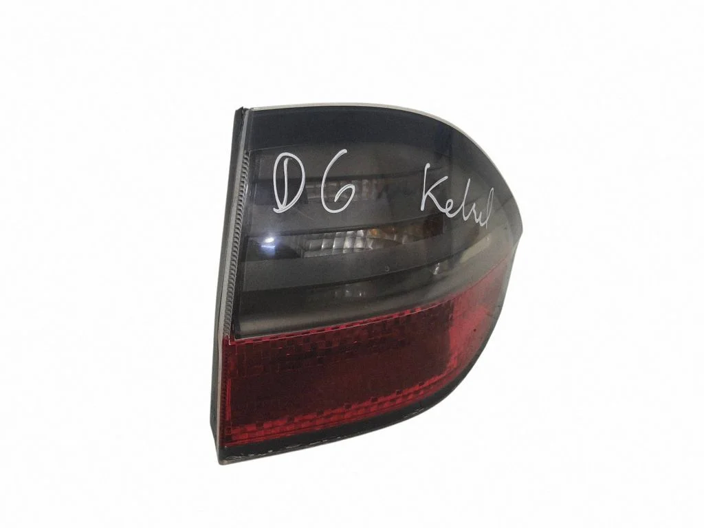 Rear/tail lights – rear right
