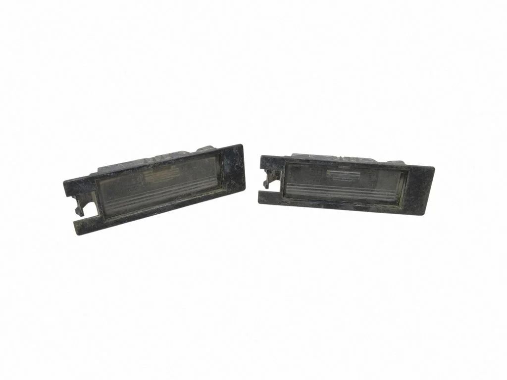 Number plate light – rear