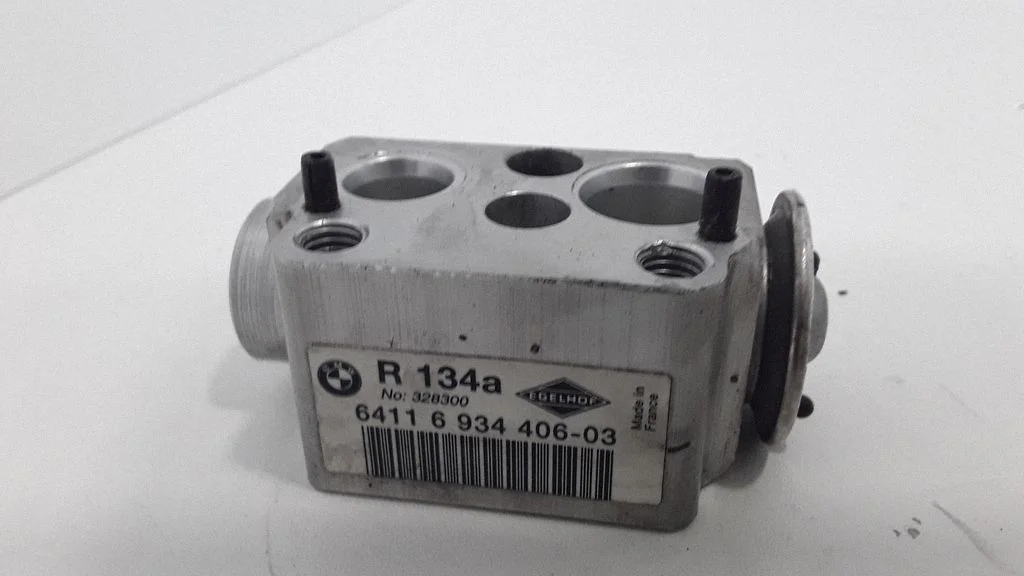 Air conditioning (A/C) expansion valve 6411693440603