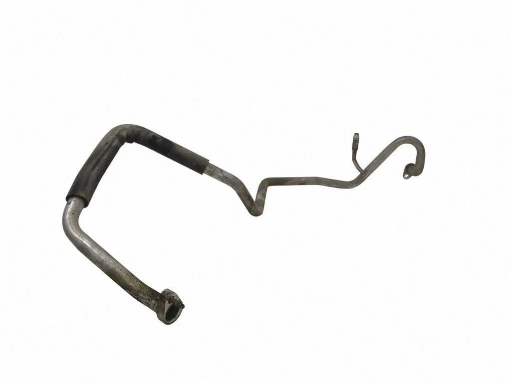 Air conditioning (A/C) pipe/hose – front