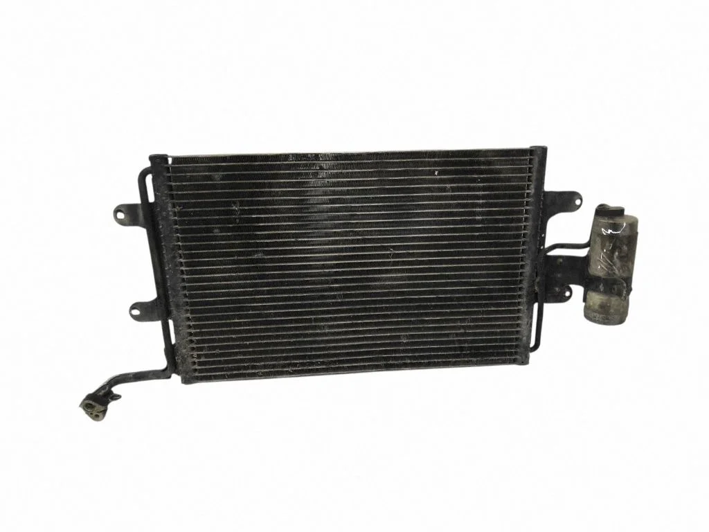 Kliimaseadme jahutusradiaator (kondensaator) 817244