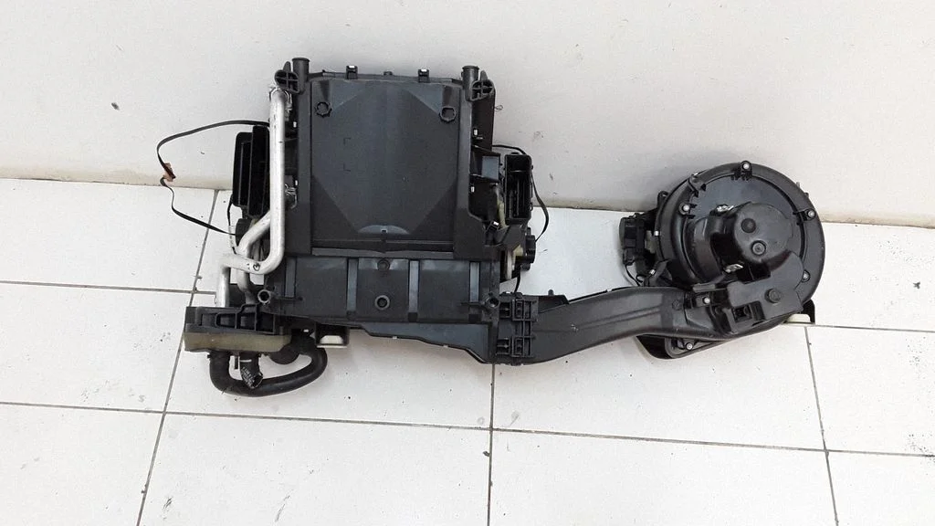 Interior heater climate box assembly 2098300162