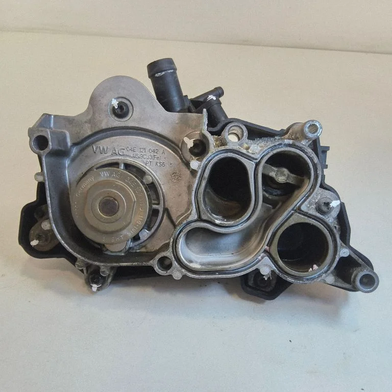 Water pump 04E121121