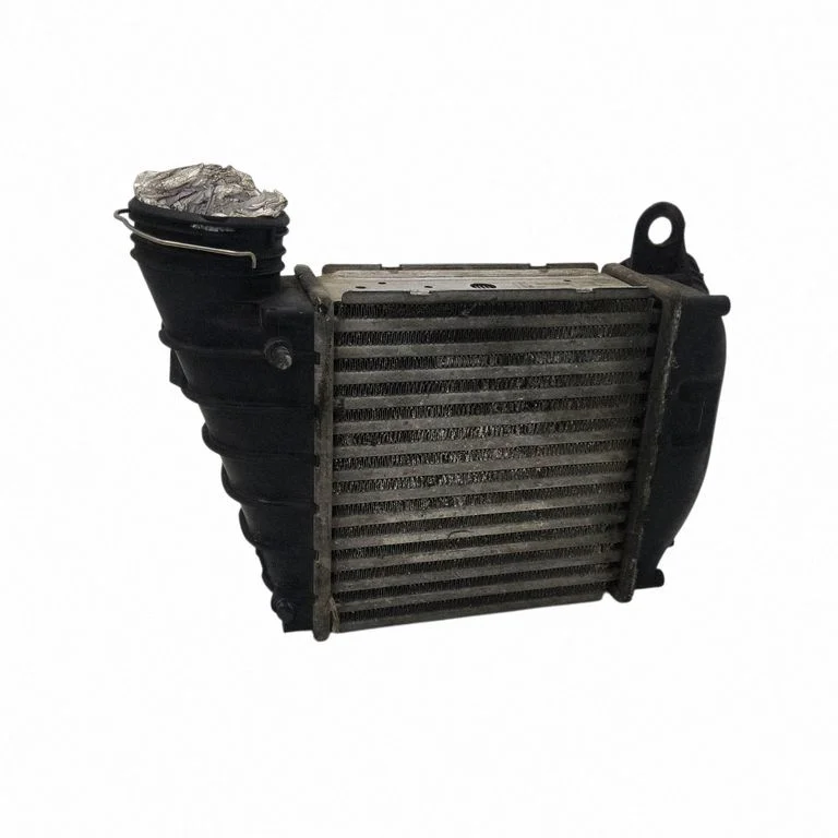 Vahejahuti radiaator 1J0145803