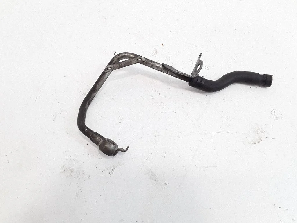 Coolant pipe/hose