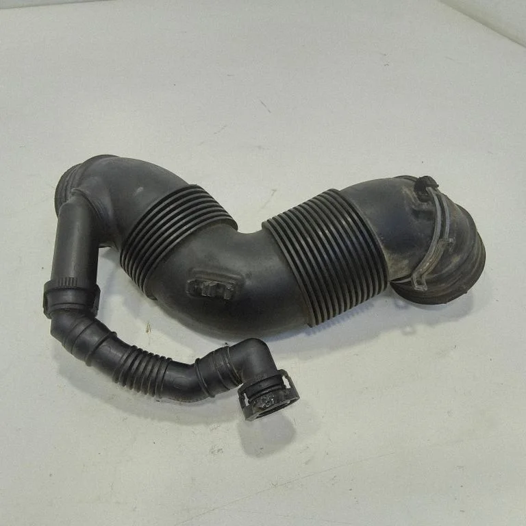 Turbo air intake inlet pipe/hose 3C0129654