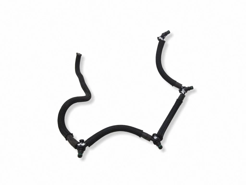 Fuel injector supply line/pipe – Citroen C5 (2005-2008)