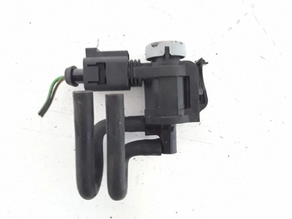 Vacuum valve 1K0906283A