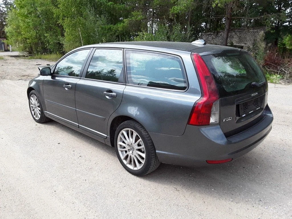 Volvo V50