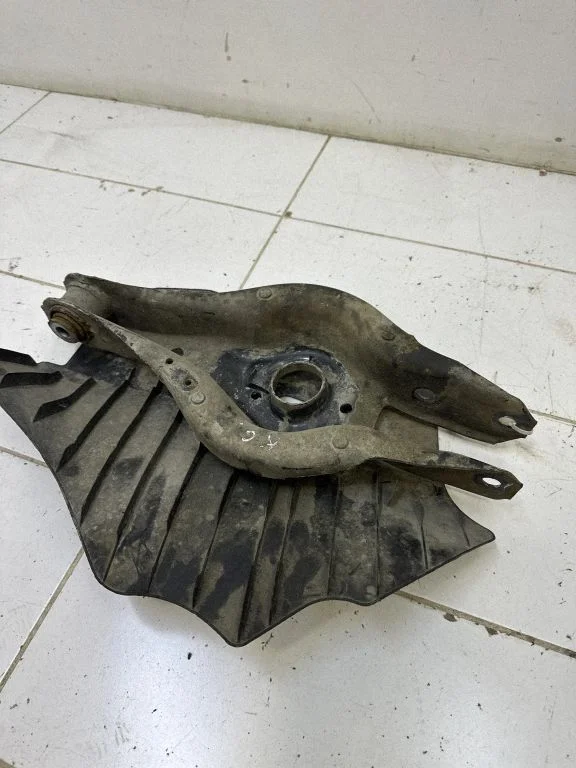 Tagumine ülemine õõtshoob 22272666