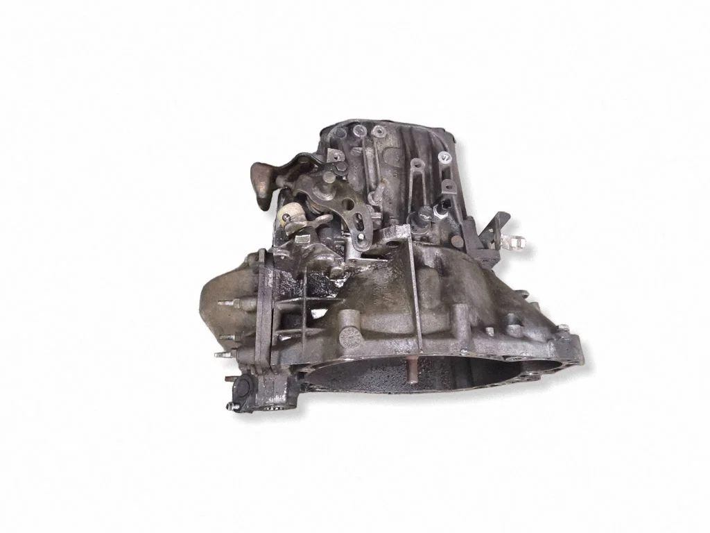 Mechaninė 6 pavarų dėžė