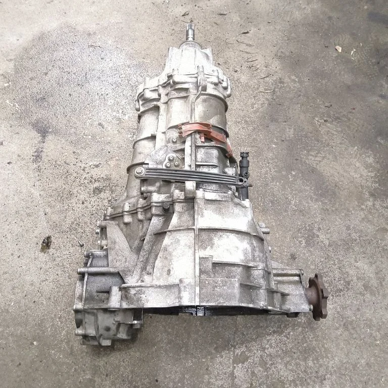 Mechaninė 6 pavarų dėžė