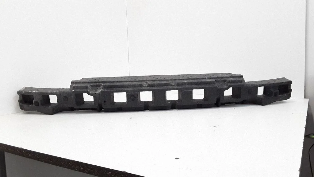Front bumper foam support bar