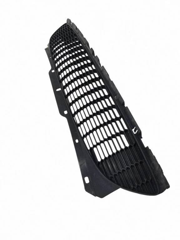 Atrapa górna (grill) 7209903