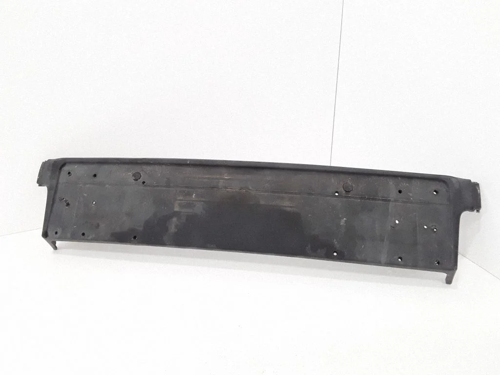 Front bumper splitter molding 8159357