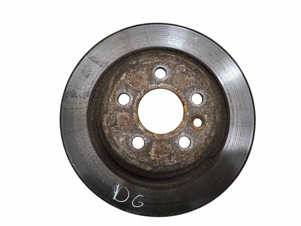 Tagumine piduriketas – tagumine parem