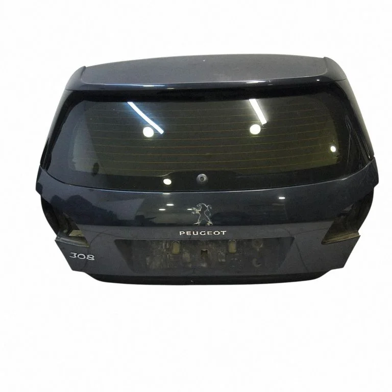 Tailgate/trunk/boot lid – rear