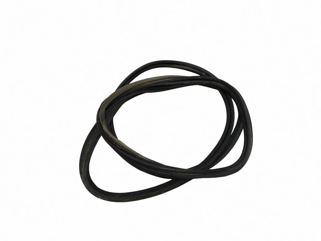 Loading door rubber seal (on body) – rear