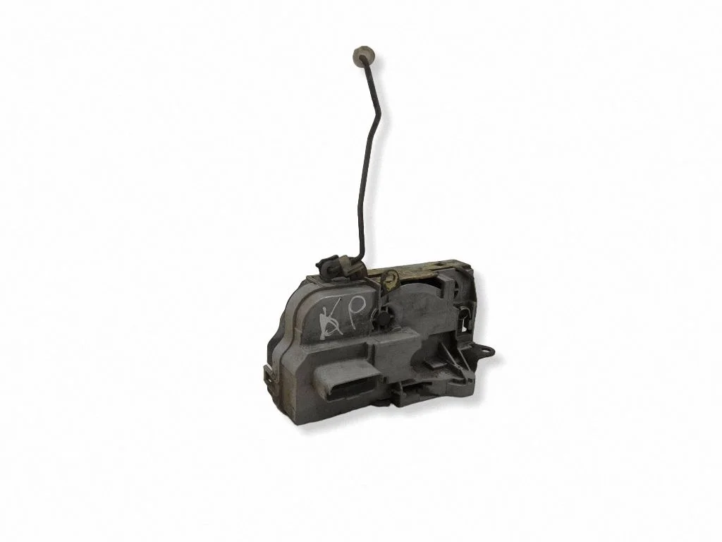 Front door lock – front left