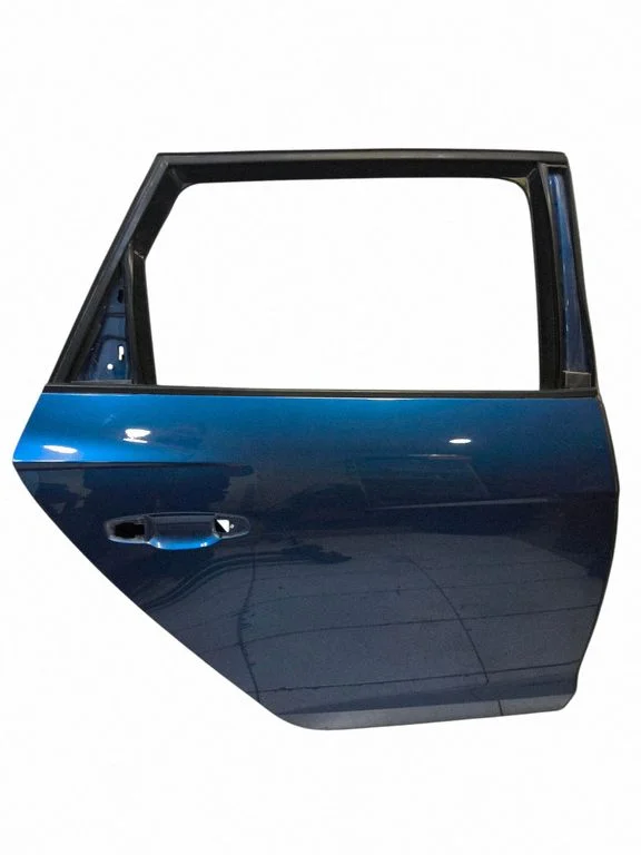 Rear door – rear right