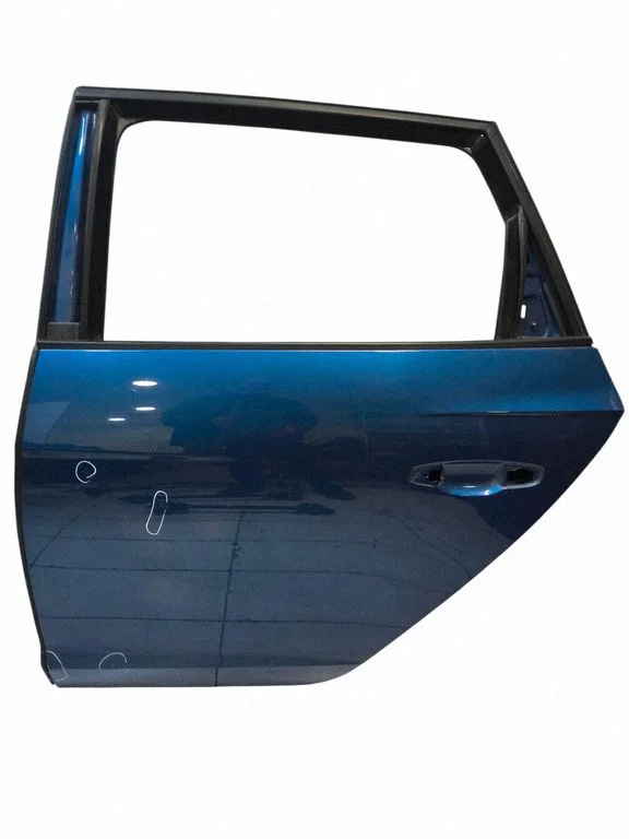 Rear door – rear left