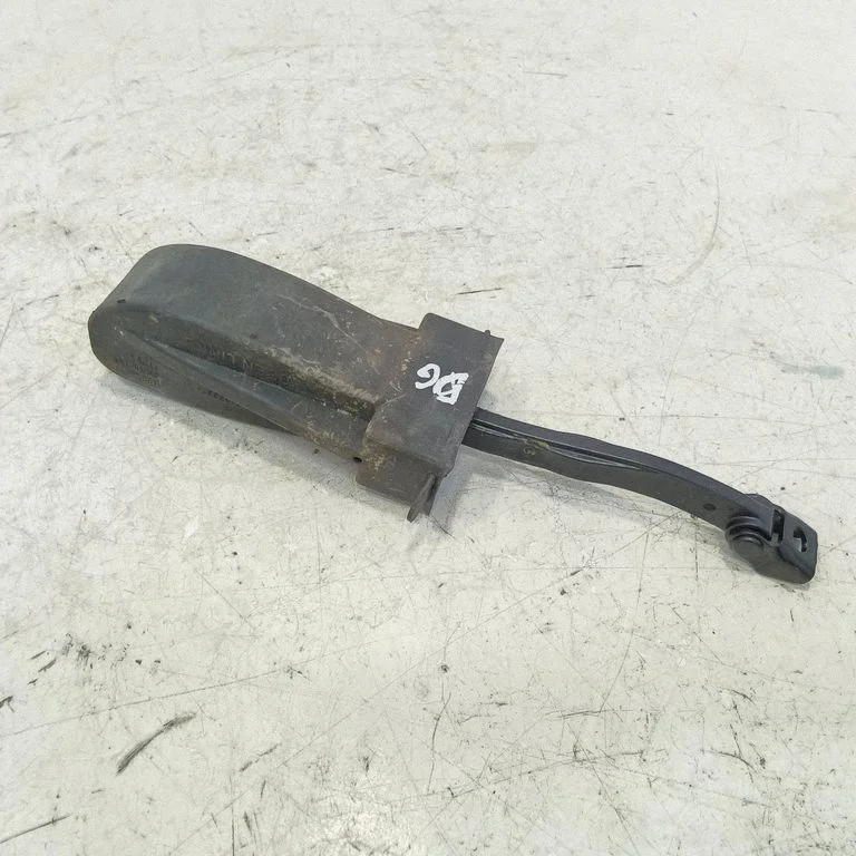 Rear door check strap stopper 51227185637